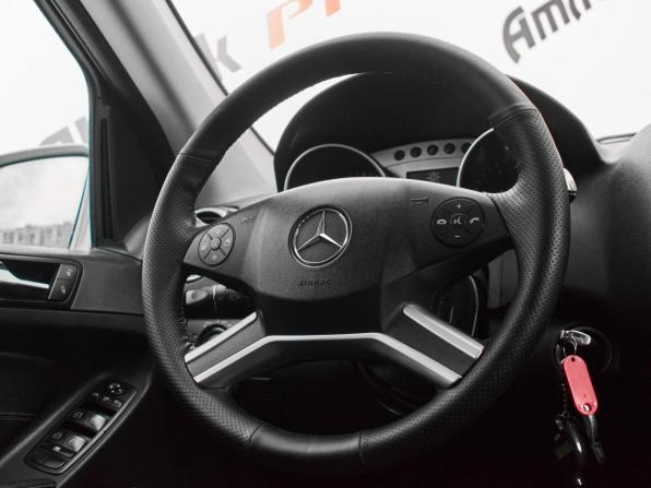 Mercedes-Benz M-Класс II (W164) Рестайлинг с пробегом 2010 года, цена 1 450 000 рублей, 274304 км, внедорожник, Автокод Объявления