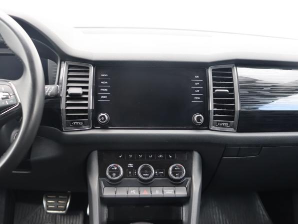 Skoda Kodiaq I Рестайлинг с пробегом 2021 года, цена 2 799 000 рублей, 173203 км, внедорожник, Автокод Объявления