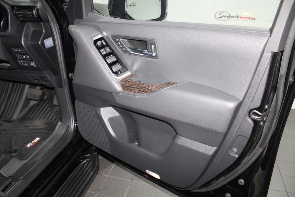 Toyota Land Cruiser 300 Series Владивосток  - изображение 21