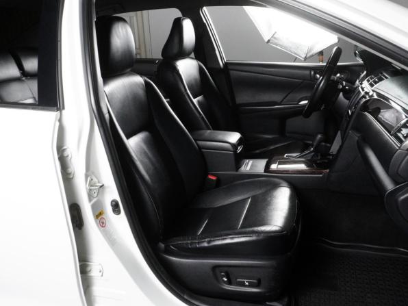 Toyota Camry VII (XV50) Рестайлинг с пробегом 2016 года, цена 2 390 000 рублей, 248621 км, седан, Автокод Объявления