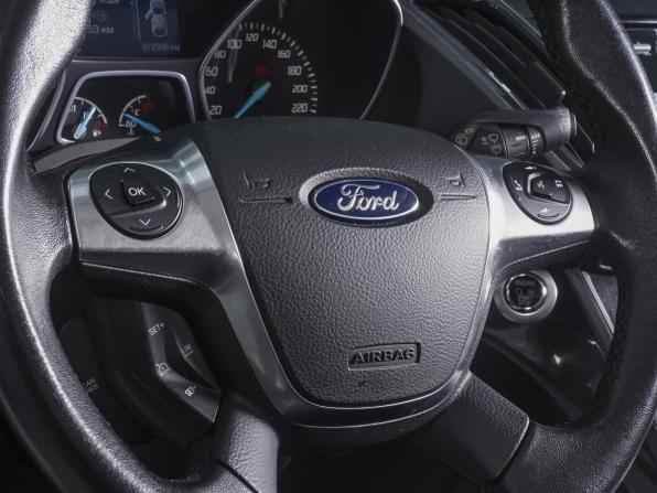 Ford Kuga II с пробегом 2015 года, цена 1 570 000 рублей, 72936 км, внедорожник, Автокод Объявления