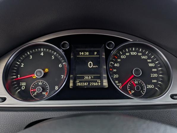 Volkswagen Passat B7 с пробегом 2012 года, цена 1 020 500 рублей, 202245 км, седан, Автокод Объявления