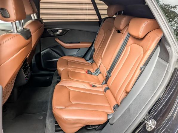Audi Q8 I (4M) с пробегом 2019 года, цена 6 250 000 рублей, 130939 км, внедорожник, Автокод Объявления