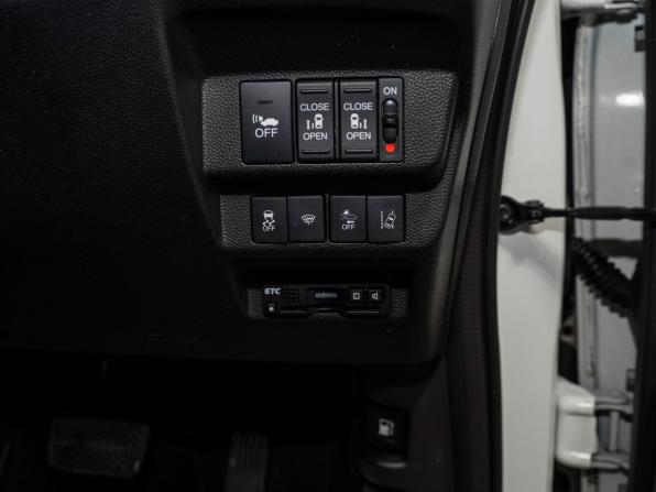 Honda Freed II с пробегом 2019 года, цена 1 425 000 рублей, 134427 км, компактвэн, Автокод Объявления