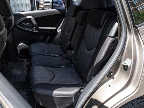 Toyota RAV4 III (XA30) Рестайлинг с пробегом 2011 года, цена 1 213 000 рублей, 194921 км, внедорожник, Автокод Объявления