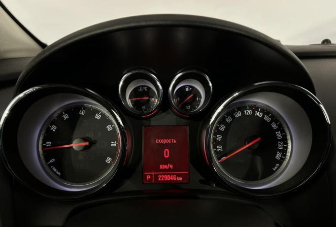 Opel Astra J Рестайлинг с пробегом 2013 года, цена 970 000 рублей, 229046 км, хэтчбек, Автокод Объявления