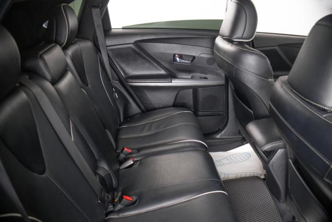 Toyota Venza I с пробегом 2013 года, цена 2 159 000 рублей, 199000 км, внедорожник, Автокод Объявления
