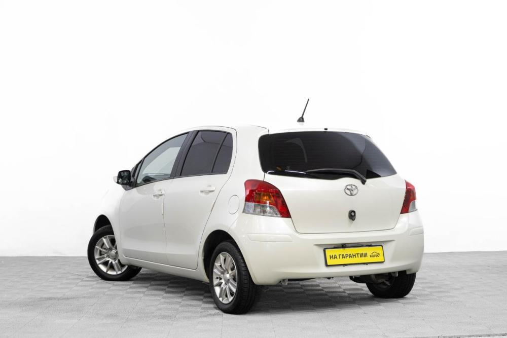 Toyota Vitz II (XP90) Барнаул  - изображение 7