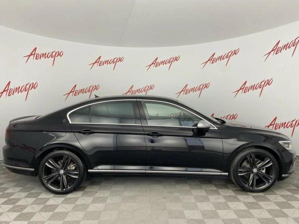 Volkswagen Passat B8 с пробегом 2018 года, цена 1 879 000 рублей, 177396 км, седан, Автокод Объявления