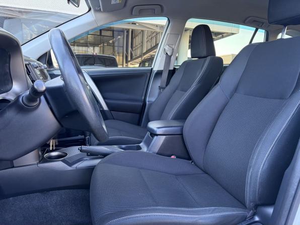 Toyota RAV4 IV (XA40) с пробегом 2015 года, цена 2 300 000 рублей, 130000 км, внедорожник, Автокод Объявления