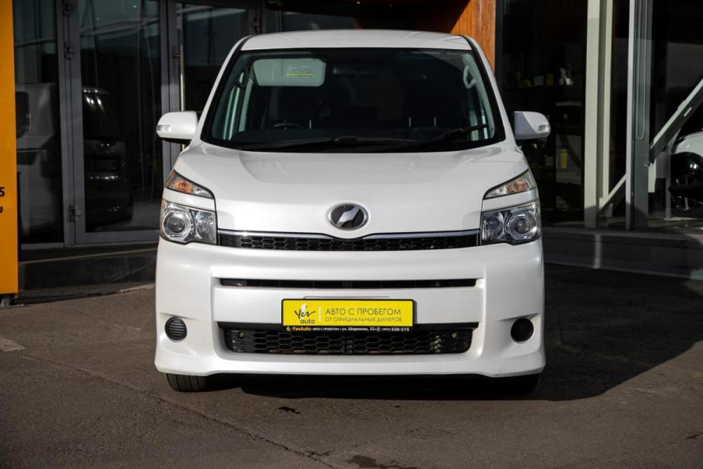 Toyota Voxy II (R70) Иркутск  - изображение 4