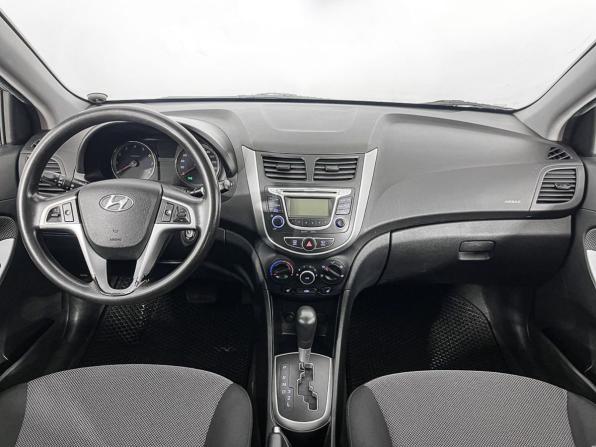 Hyundai Solaris I с пробегом 2013 года, цена 797 000 рублей, 125857 км, седан, Автокод Объявления