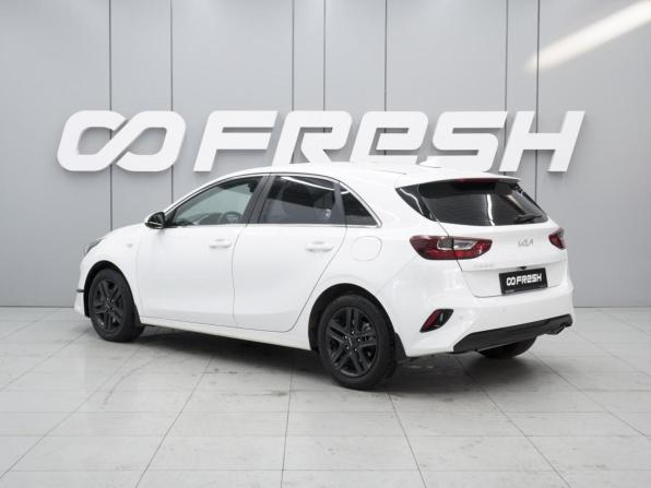 Kia Ceed III Рестайлинг с пробегом 2022 года, цена 1 900 000 рублей, 84654 км, хэтчбек, Автокод Объявления