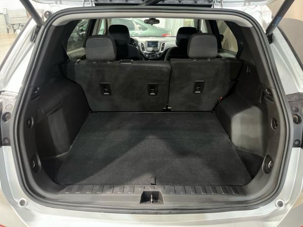 Chevrolet Equinox III Рестайлинг с пробегом 2021 года, цена 2 484 000 рублей, 39080 км, внедорожник, Автокод Объявления
