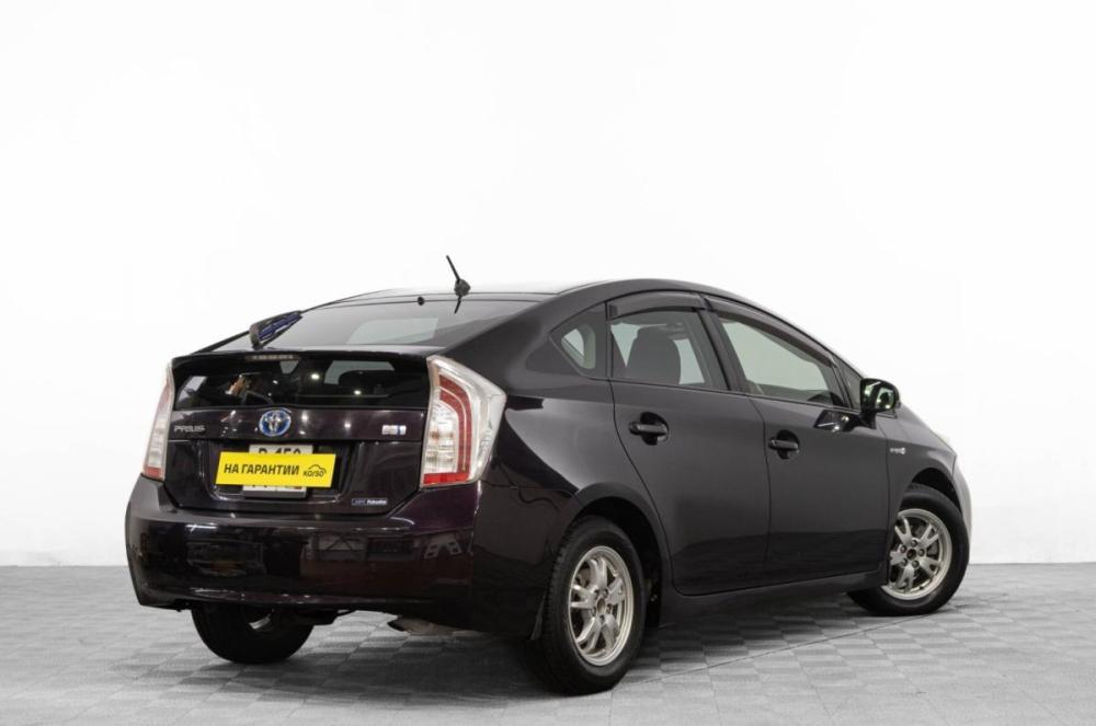 Toyota Prius III Рестайлинг (XW30) Барнаул  - изображение 5