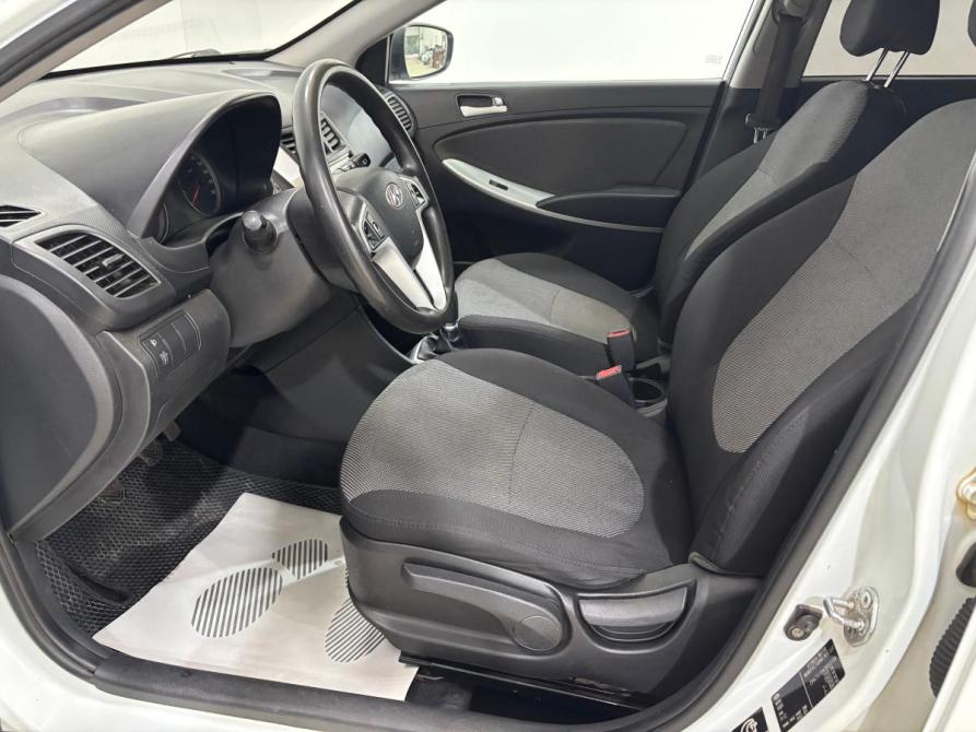 Hyundai Solaris I Альметьевск  - изображение 12