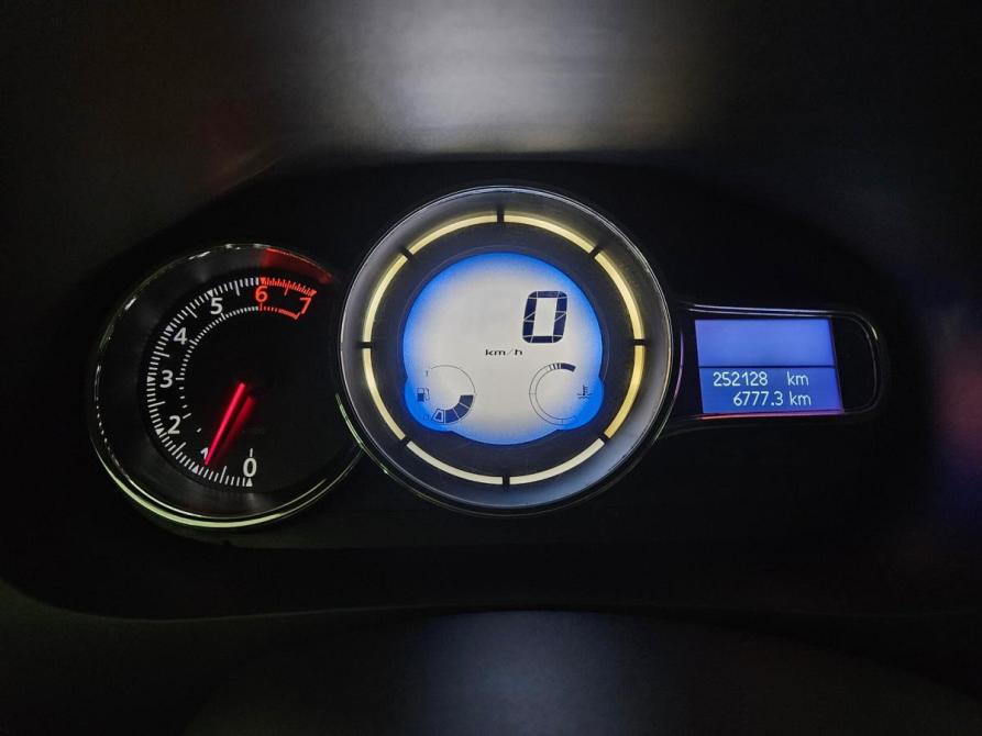 Renault Fluence I Рестайлинг Тольятти  - изображение 14
