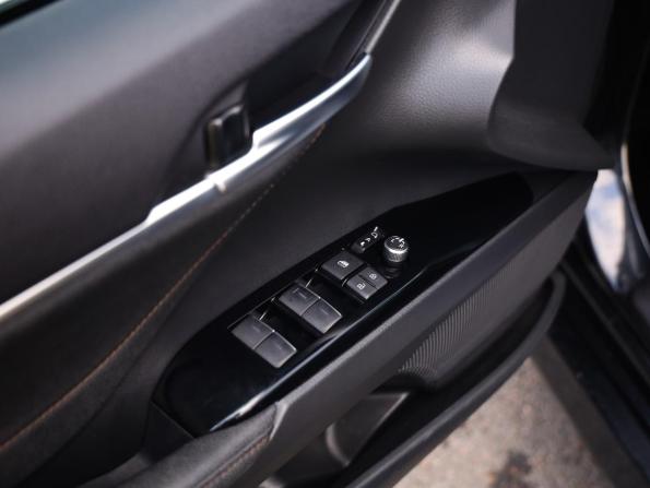 Toyota Camry VIII (XV70) Рестайлинг с пробегом 2022 года, цена 3 018 000 рублей, 79362 км, седан, Автокод Объявления