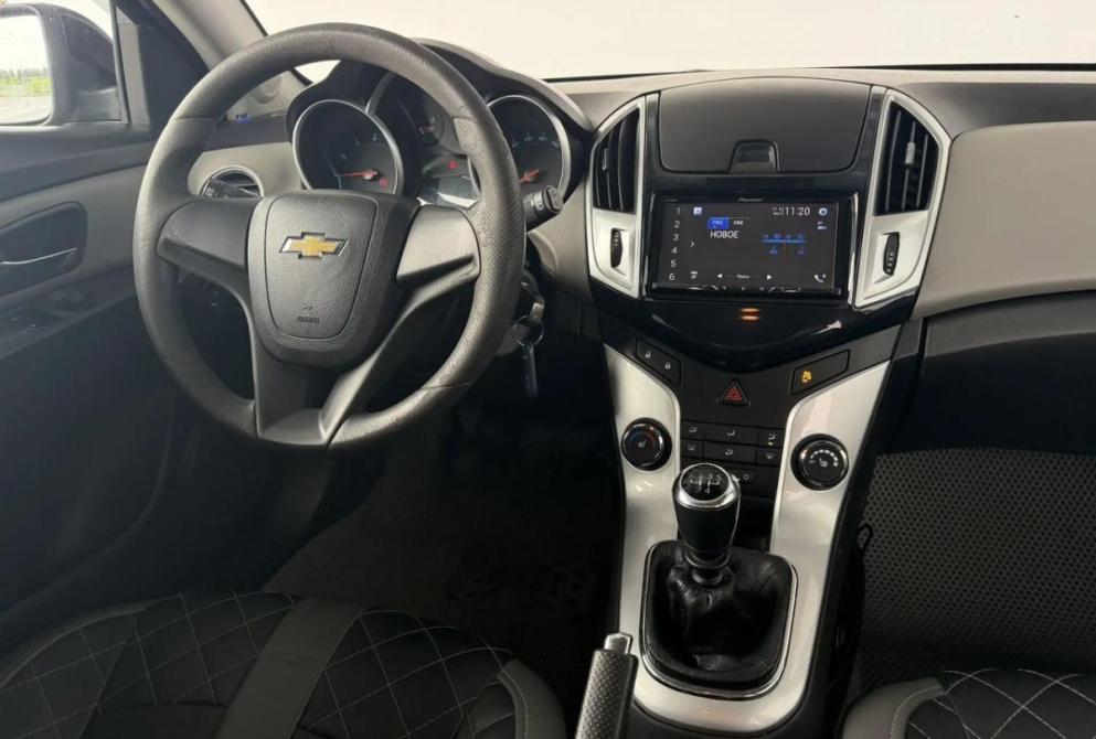 Chevrolet Cruze I Рестайлинг Киров  - изображение 15