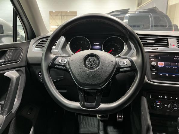 Volkswagen Tiguan II с пробегом 2018 года, цена 2 620 000 рублей, 89533 км, внедорожник, Автокод Объявления