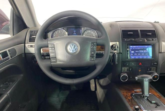 Volkswagen Touareg I Рестайлинг с пробегом 2008 года, цена 600 000 рублей, 281059 км, внедорожник, Автокод Объявления