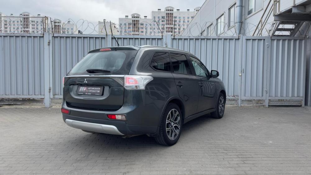 Mitsubishi Outlander III Рестайлинг Ростов-на-Дону  - изображение 6