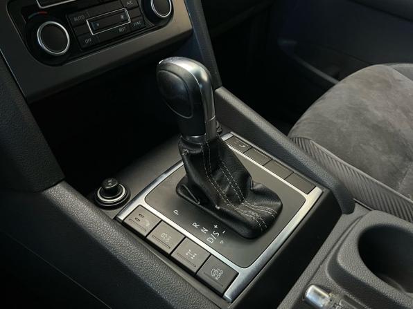 Volkswagen Amarok I с пробегом 2013 года, цена 1 649 000 рублей, 253264 км, offers.body_type.unknown, Автокод Объявления