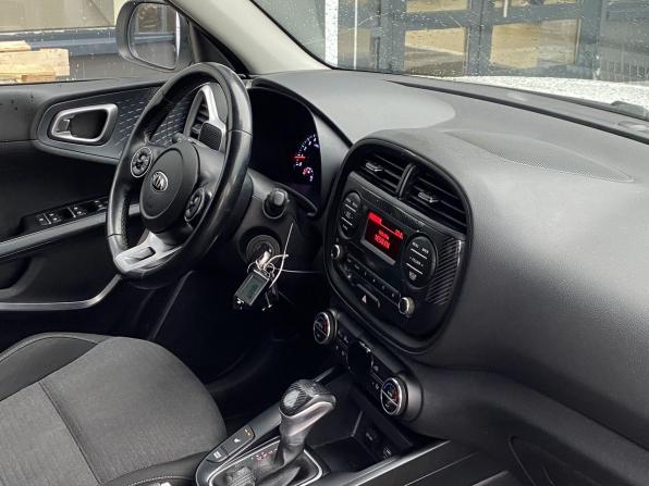 Kia Soul III с пробегом 2021 года, цена 1 639 000 рублей, 120016 км, хэтчбек, Автокод Объявления