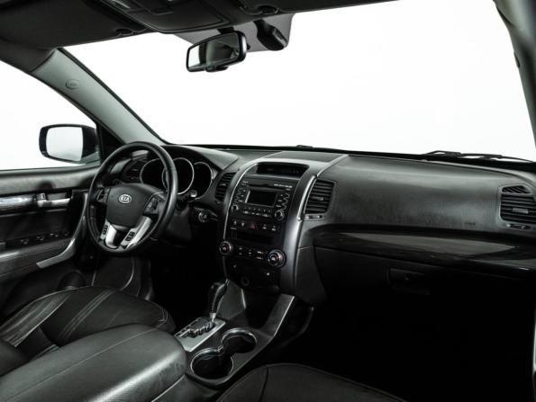 Kia Sorento II с пробегом 2012 года, цена 1 349 585 рублей, 176123 км, внедорожник, Автокод Объявления