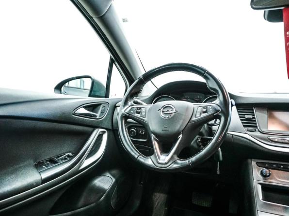 Opel Astra K с пробегом 2019 года, цена 1 650 000 рублей, 181918 км, универсал, Автокод Объявления