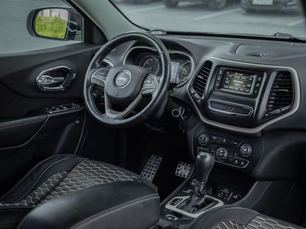 Jeep Cherokee V (KL) с пробегом 2014 года, цена 1 185 000 рублей, 180000 км, внедорожник, Автокод Объявления