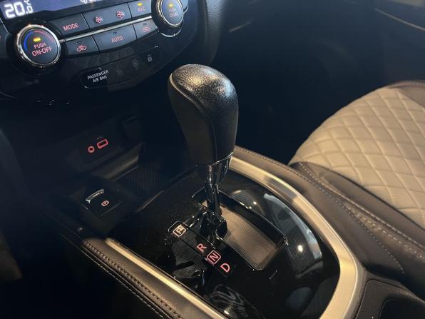 Nissan Qashqai II Рестайлинг с пробегом 2021 года, цена 1 975 000 рублей, 99841 км, внедорожник, Автокод Объявления
