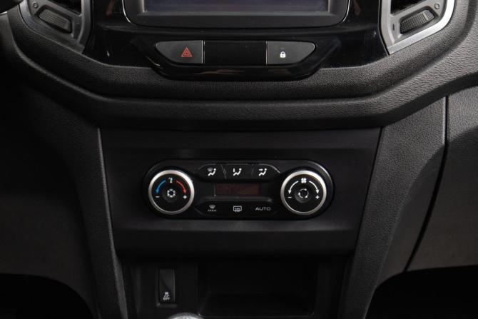 Lada (ВАЗ) XRAY I с пробегом 2017 года, цена 829 000 рублей, 130022 км, хэтчбек, Автокод Объявления
