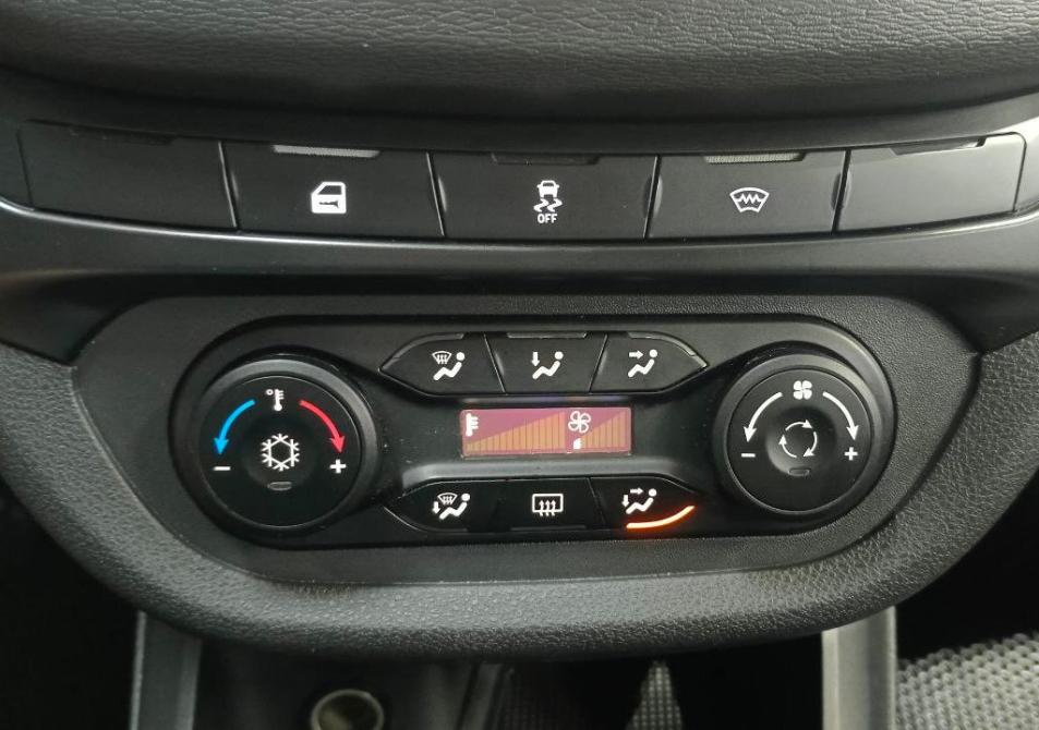 Lada (ВАЗ) Vesta I Санкт-Петербург  - изображение 15