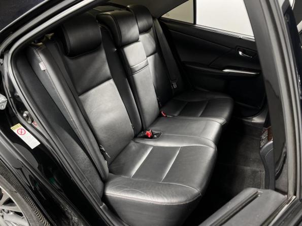 Toyota Camry VII (XV50) Рестайлинг 2 с пробегом 2017 года, цена 2 299 900 рублей, 211243 км, седан, Автокод Объявления