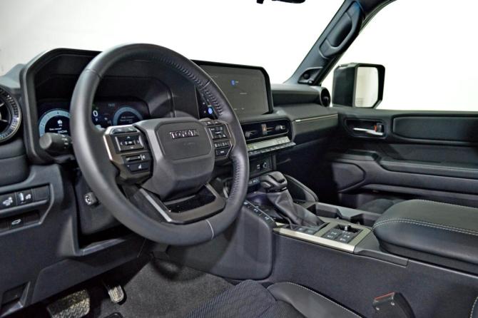 Toyota Land Cruiser Prado 250 Series с пробегом 2024 года, цена 10 949 000 рублей, 4550 км, внедорожник, Автокод Объявления