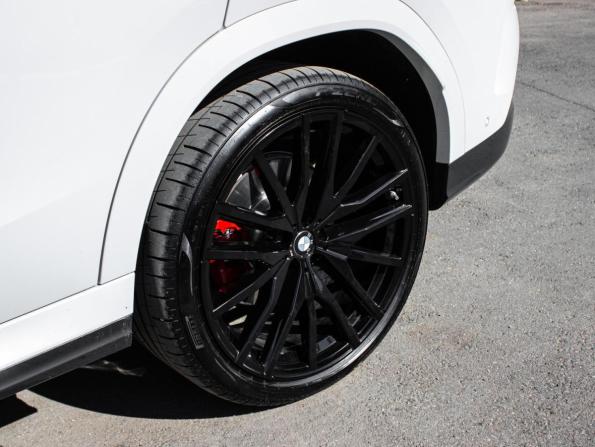 BMW X6 III (G06) Рестайлинг с пробегом 2025 года, цена 12 700 000 рублей, 2455 км, внедорожник, Автокод Объявления