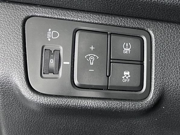 Hyundai Solaris II с пробегом 2019 года, цена 1 280 000 рублей, 120000 км, седан, Автокод Объявления
