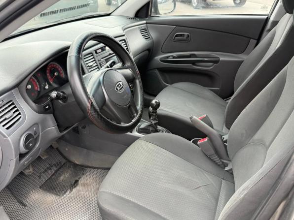 Kia Rio II Рестайлинг с пробегом 2011 года, цена 420 000 рублей, 270000 км, седан, Автокод Объявления