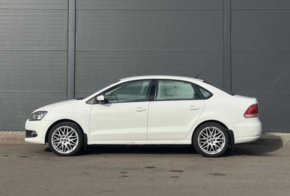 Volkswagen Polo V Красноярск  - изображение 8