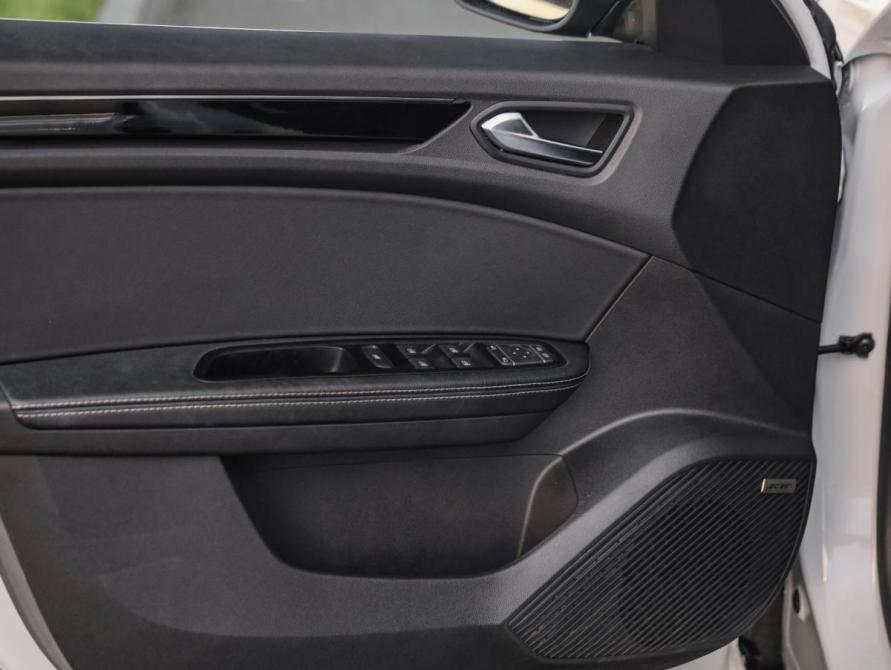 Renault Arkana I Санкт-Петербург  - изображение 22