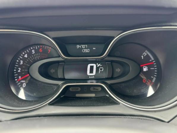 Renault Kaptur I с пробегом 2018 года, цена 1 250 000 рублей, 95000 км, внедорожник, Автокод Объявления