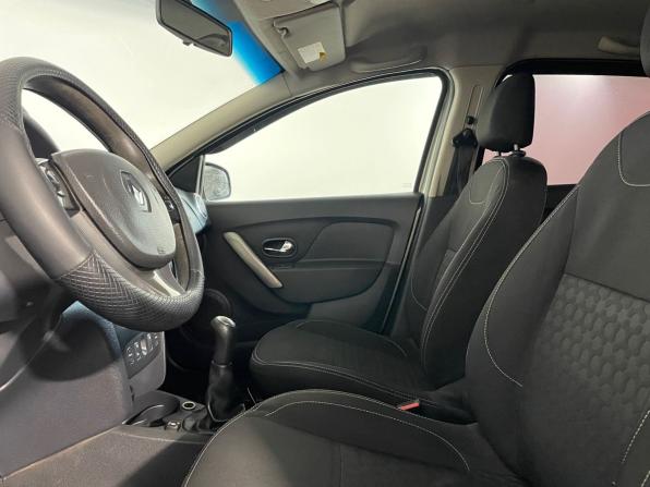 Renault Logan II с пробегом 2014 года, цена 449 900 рублей, 338156 км, седан, Автокод Объявления
