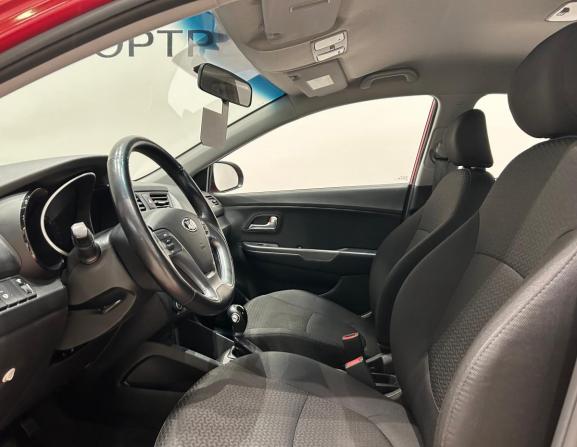 Kia Rio III Рестайлинг с пробегом 2016 года, цена 1 169 000 рублей, 49558 км, седан, Автокод Объявления