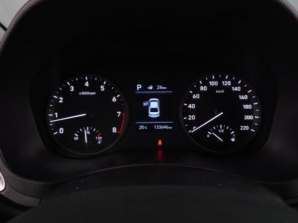 Hyundai Solaris II с пробегом 2017 года, цена 1 349 000 рублей, 133646 км, седан, Автокод Объявления