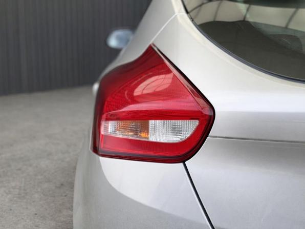 Ford Focus III Рестайлинг с пробегом 2017 года, цена 1 077 000 рублей, 134038 км, хэтчбек, Автокод Объявления