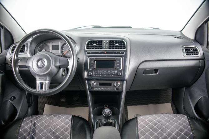 Volkswagen Polo V с пробегом 2013 года, цена 699 000 рублей, 237500 км, седан, Автокод Объявления