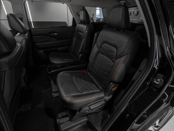 Nissan Pathfinder V с пробегом 2021 года, цена 4 595 000 рублей, 133342 км, внедорожник, Автокод Объявления