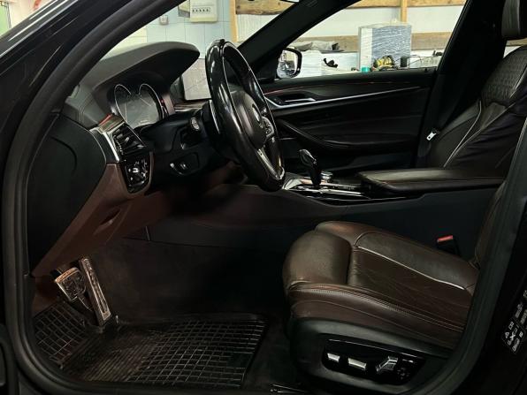 BMW 5 серии VII (G30/G31/G38) с пробегом 2018 года, цена 3 539 000 рублей, 254263 км, седан, Автокод Объявления