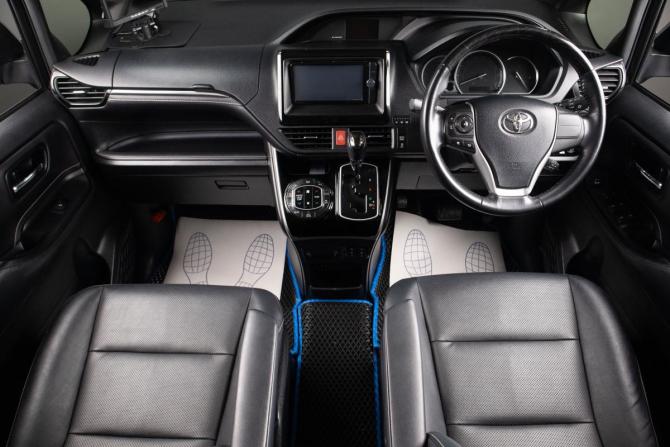 Toyota Esquire I с пробегом 2015 года, цена 2 569 000 рублей, 157232 км, минивэн, Автокод Объявления